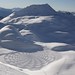 Simon Beck walks all day to make these amazing patterns in the snow