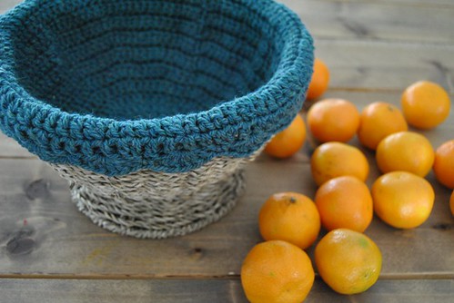 crochet basket liner :: free pattern