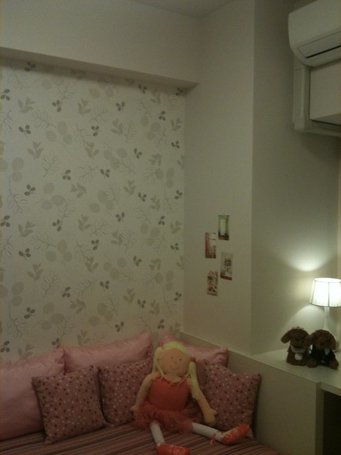 子供部屋。壁紙がかわいい。