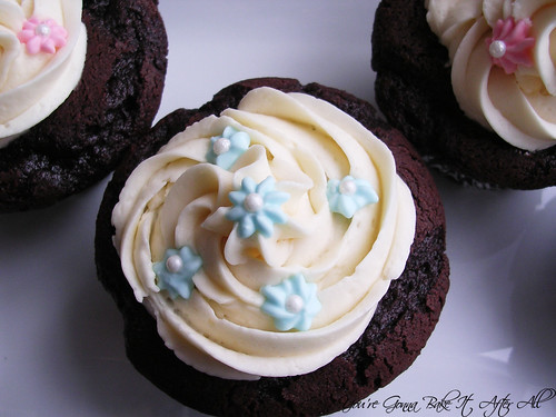 Dark Chocolate Cupcakes DSCN8157_labeled
