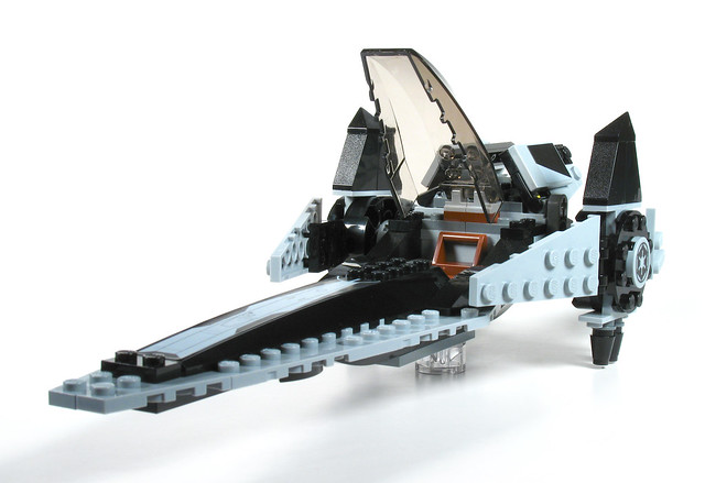 Review: 7915 Imperial V-wing Starfighter