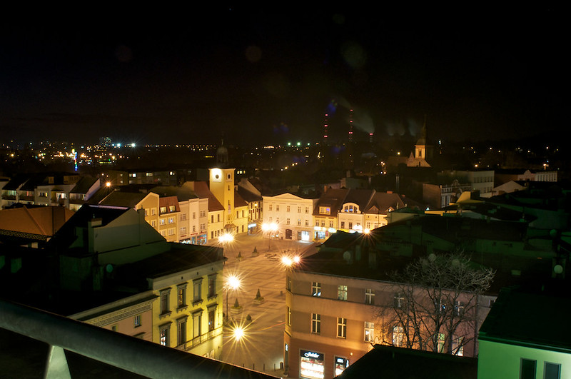 rybnik market square by night<br/>© <a href="https://flickr.com/people/50740006@N08" target="_blank" rel="nofollow">50740006@N08</a> (<a href="https://flickr.com/photo.gne?id=5509661172" target="_blank" rel="nofollow">Flickr</a>)