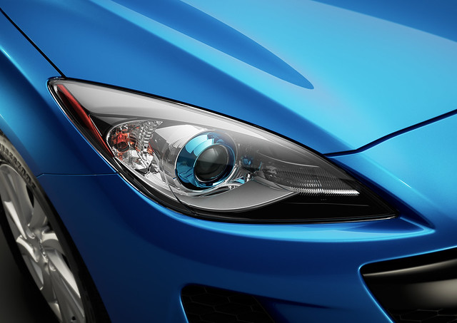 2012 Mazda3 SKYACTIV headlamp (US)