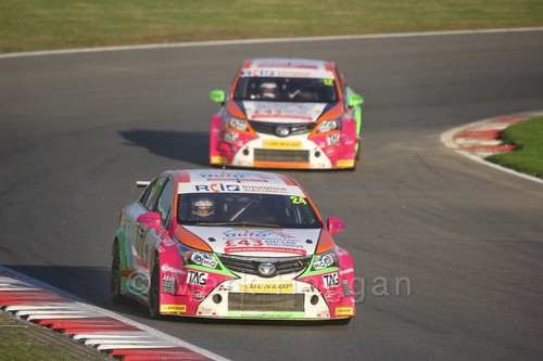 Jake Hill leads Mike Epps during the BTCC Brands Hatch Finale Weekend October 2016