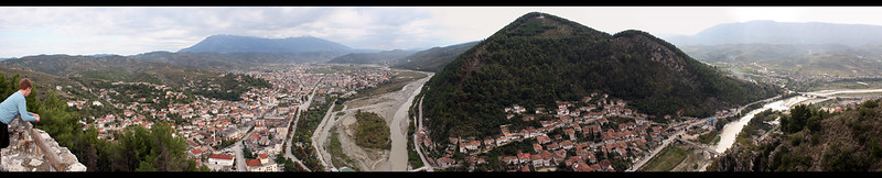 Panorama of Berat/Albania<br/>© <a href="https://flickr.com/people/94059613@N00" target="_blank" rel="nofollow">94059613@N00</a> (<a href="https://flickr.com/photo.gne?id=5206771330" target="_blank" rel="nofollow">Flickr</a>)