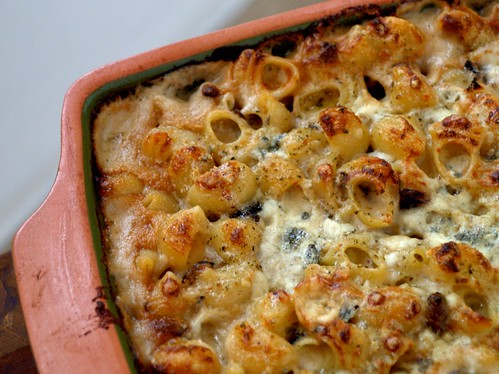 Macaroni and Blue Cheese with Figs and Rosemary