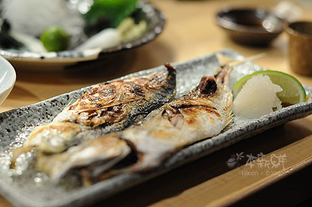鹽烤竹筴魚