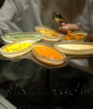 Glass condiment caddy for sauces and coulis for Indian dining