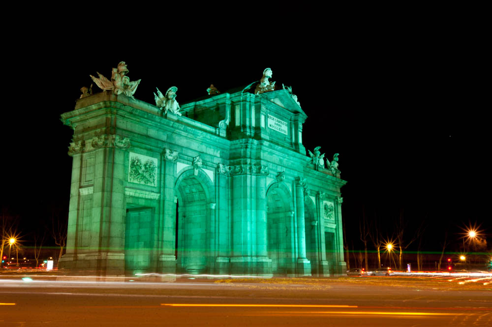 La Puerta de Alcalá el día de San Patricio