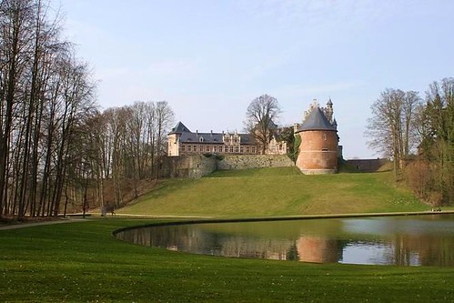 lake behind castle near Brussels