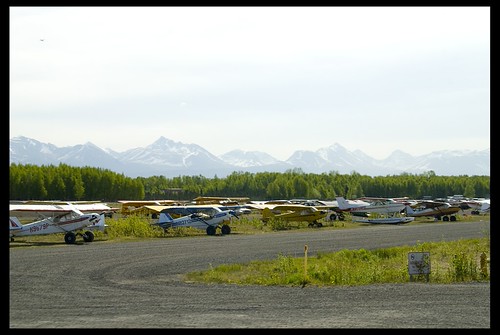 Lots of Small Planes