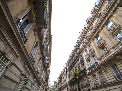 Trocadero street views4