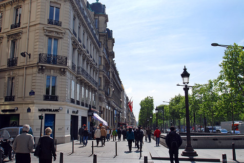 Avenue Des Champs Elysees2