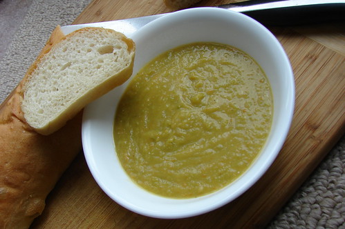 Simple Split Pea Soup