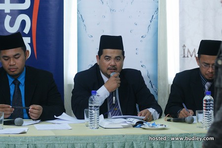 Juri Peringkat 1 - Imam Muda Hizbur, Ustaz Ahmad Termizi Abdul Razak, Ustaz Khairuddin Mohammed
