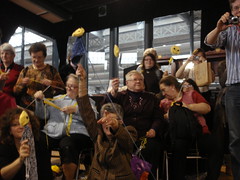 flashmob des smileys aiguille en fête 2011