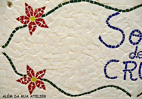Placa de Identificação em Mosaico