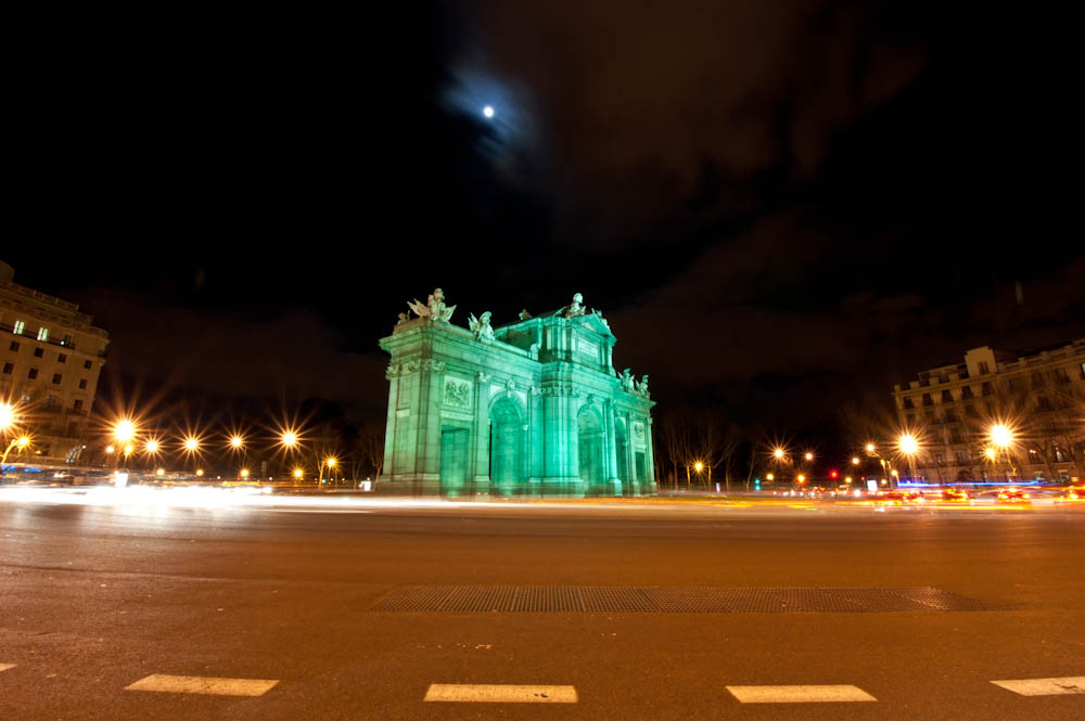 La Puerta de Alcalá el día de San Patricio