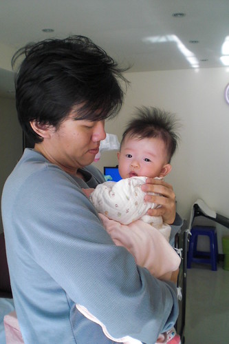 Daddy and Abi. 爸爸與孟姸。