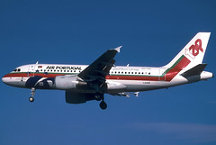 TAP Air Portugal (Qualiflyer Group) A319-111 CS-TTG BCN 17/12/2000