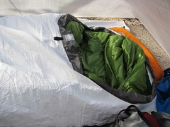Tyvek Bivy and Sleeping bag prototype • <a style="font-size:0.8em;" href="http://www.flickr.com/photos/40286809@N02/5724583135/" target="_blank">View on Flickr</a>