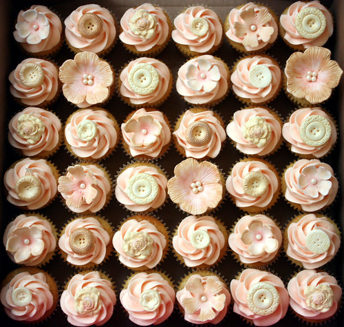 Cupcakes for The Vintage Wedding Fayre