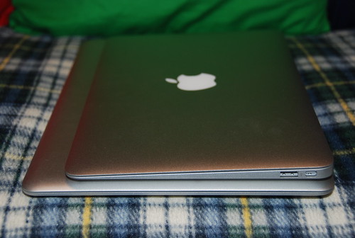 MacBook Air (11-inch & 13-inch [First Model])