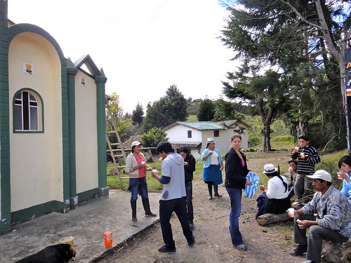 Community Working in Chilcatotora