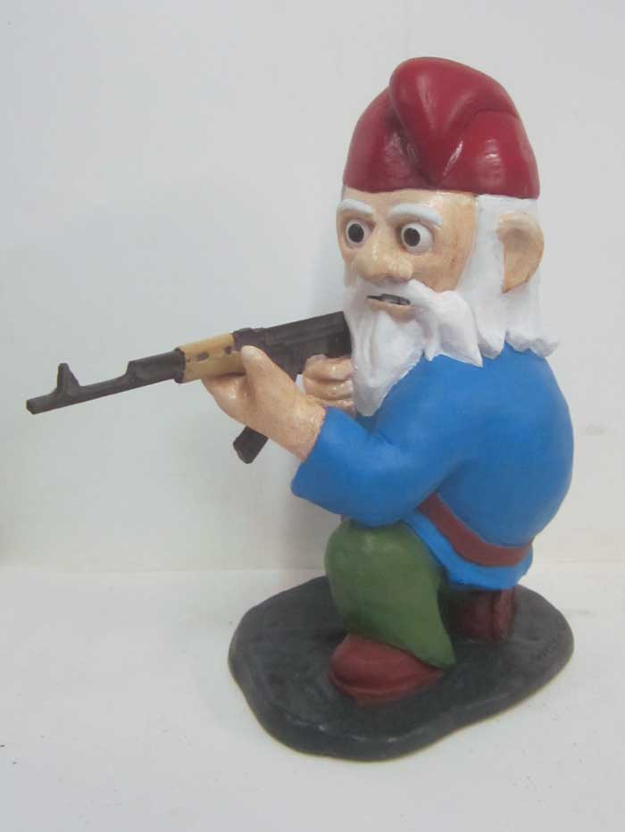 Gneeling Gnome AK47