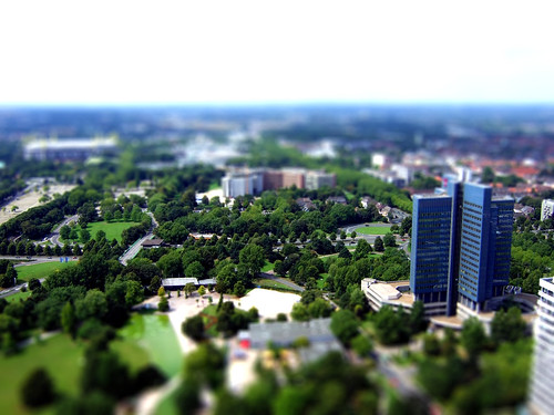 Trying out some tilt shifting