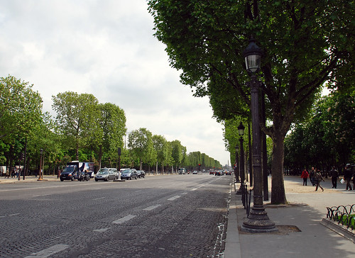 Avenue Des Champs Elysees18
