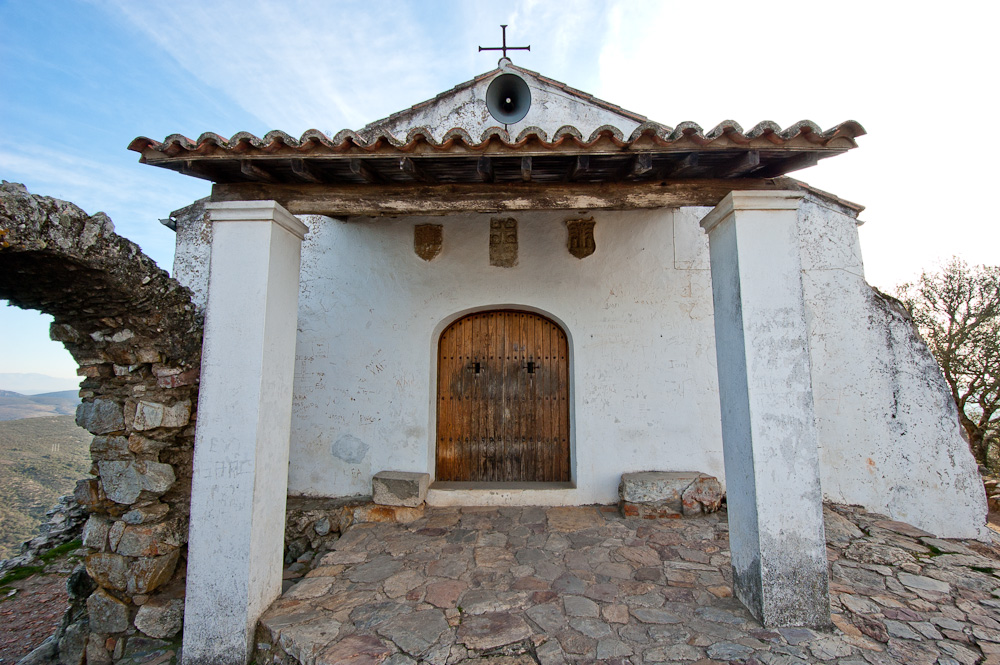 La Ermita de Nuestra Señora de Montegaudio en Monfragüe