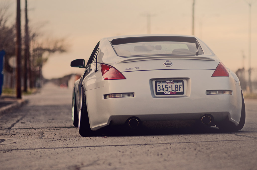 Nissan 350Z Clean and Simple.