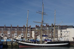 Weymouth, Pelican of London