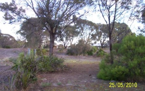 9 Mistletoe Drive, The Pines SA
