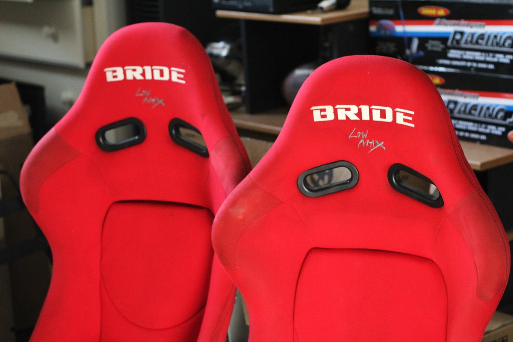 Authentic Red Bride Stradia Low Max Racing Seats with Carbon Kevlar  Backing****** - Tampa Racing
