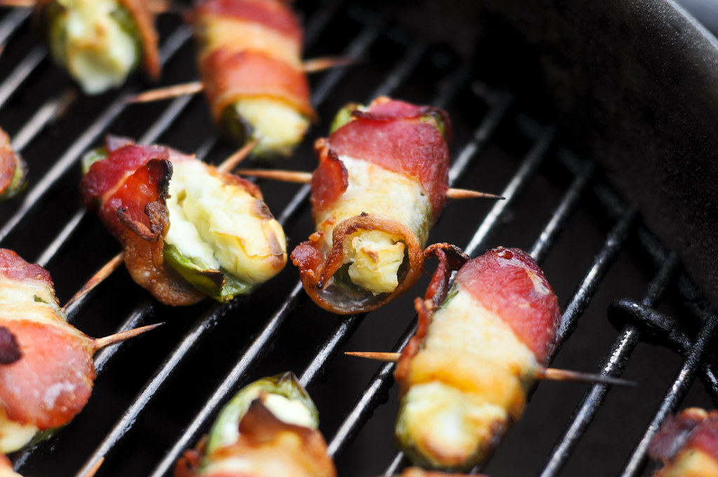 Bacon-Wrapped Jalapeño Poppers