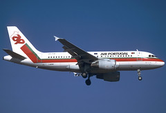 TAP Air Portugal A319-111 CS-TTA BCN 10/02/2001