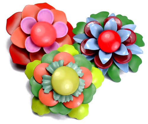 New flower brooches
