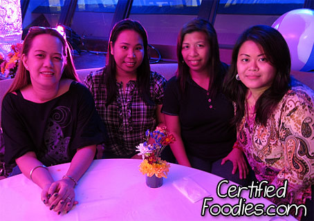 Blogger friends Eihdra, Ning, Cielo at Magnolia's Summer Bloggers party - CertifiedFoodies.com