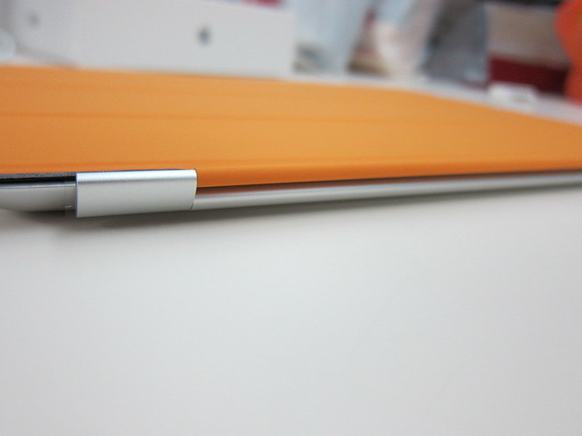 Apple iPad 2 With Orange Smart Cover