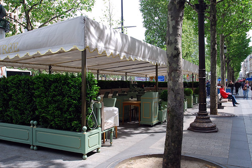 Avenue Des Champs Elysees11