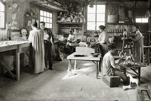 Fábrica de juguetes. Taller de pintura. Barcelona, c.1914