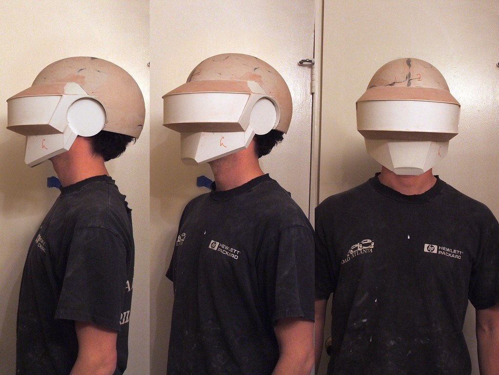 Re: Daft Punk Thomas Bangalter helmet build.