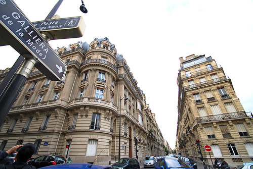 Trocadero street views2