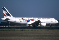 Air France (Angleterre) A320-211 F-GFKO BCN 19/06/1998