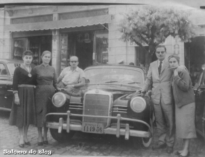 Mercedes_190D_1950s_Farid Salomon Family