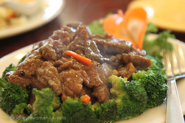 Luk Yuen Beef with Broccoli