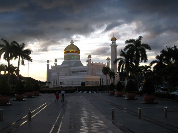 Sultan Omar Ali Saifuddien Mosque