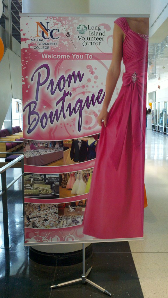 Long Island Volunteer Center's 2011 Prom Boutique, bridesmaid dress donation, New York City